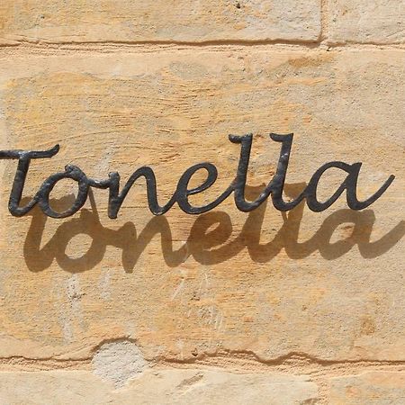 المليحة Tonella B&B المظهر الخارجي الصورة